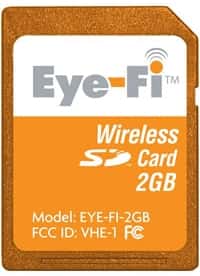 La carte mémoire ne se distingue en rien d'un modèle SD classique mais, avec 2 Go, elle n'est pas une championne de la capacité. © Eye-Fi