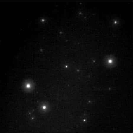 La contrepartie optique observée depuis le sol par les astronomes du groupe polonais <em>Pi of the sky</em>. GRB 080319B est au centre de l'image. © <em>Pi of the sky</em>