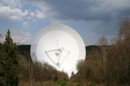 Le radiotélescope d'Effelsberg. © Max-Planck-Institut für Radioastronomie