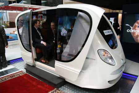 En démonstration, le véhicule dans lequel rouleront bientôt les habitants et les visiteurs de Masdar City. © Masdar
