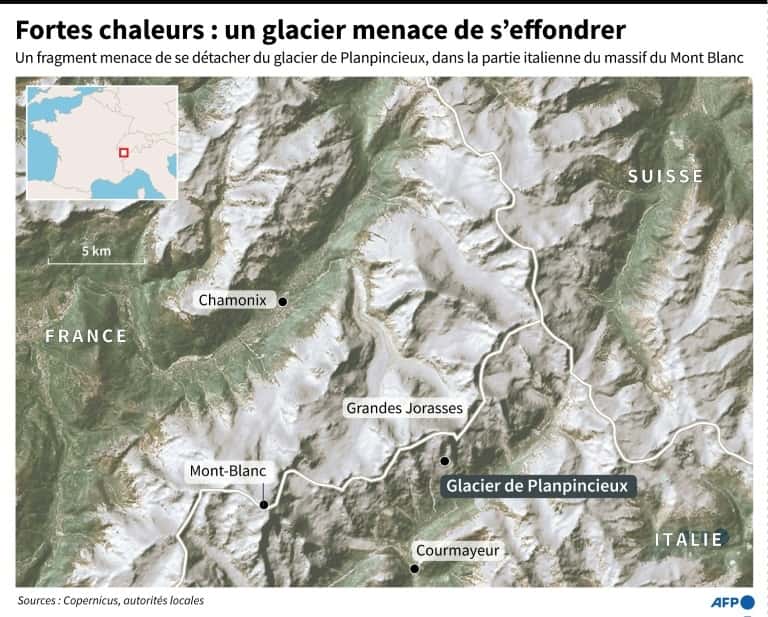  Situé sur la face sud des Grandes Jorasses du massif du Mont-Blanc, en Italie, une partie du glacier de Planpincieux est sur le point de s'effondrer. © Simon Malfatto, AFP 