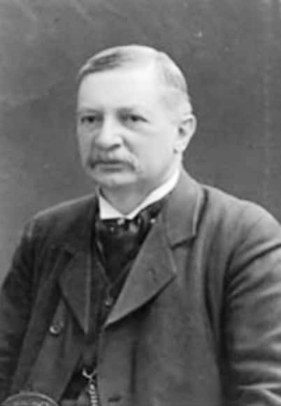 Johannes Rydberg (1854-1919) était à l'origine un mathématicien suédois converti à la physique mathématique. © AIP Emilio Segre Visual Archives, W. F. Meggers 