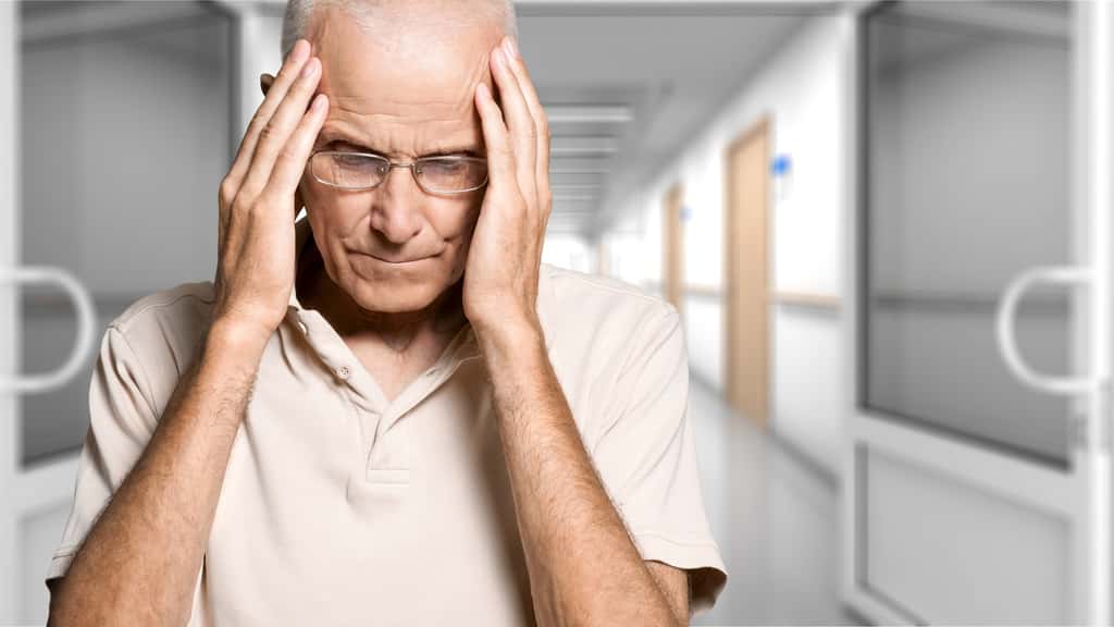 Un mal de tête soudain et violent peut être signe d'un AVC. © BillionsPhotos.com, Fotolia
