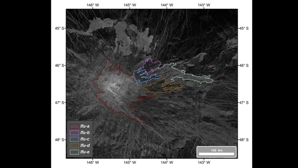 Cinq coulées de lave (<em>lava flow unit</em> ou lFU) sont identifiées dans les images radar de Magellan autour du volcan <em>Idunn Mons</em>. Elles sont indiquées sur cette image par des contours colorés. © Nasa, ESA, DLR