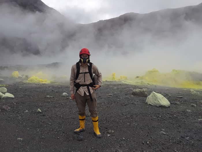 Les chercheurs de l’université du Colorado à Boulder (États-Unis) ont travaillé sur les rives du Laguna Caliente, le lac du volcan Poás (Costa Rica). © Justin Wang, Université du Colorado