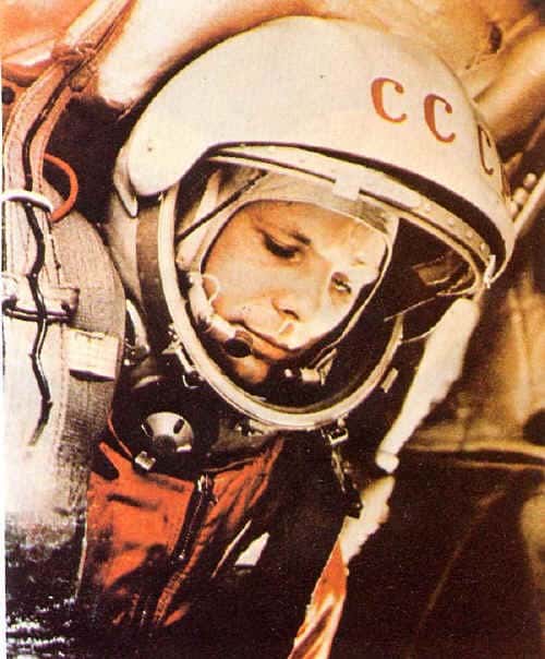  Youri Gagarine dans son habit de cosmonaute. © RIA Novosti 