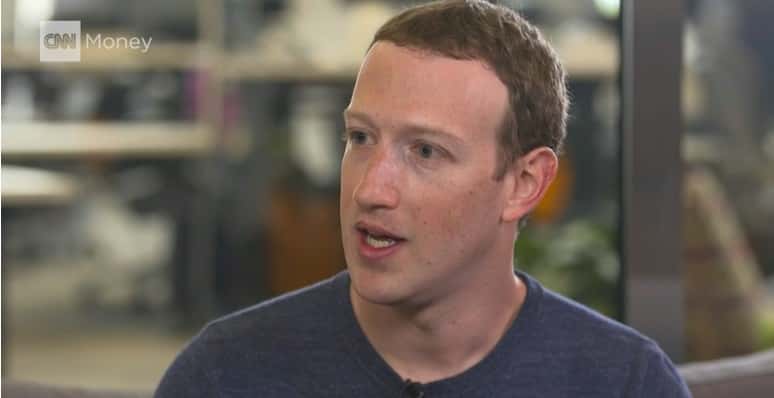 Mark Zuckerberg, le PDG de Facebook, a répondu aux questions de CNN à propos du scandale Cambridge Analytica. © CNN