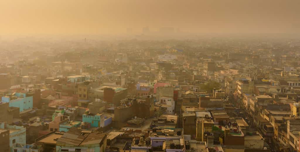 Vue aérienne de Delhi lors d'un long épisode de pollution de l'air. © Sumit, Adobe Stock