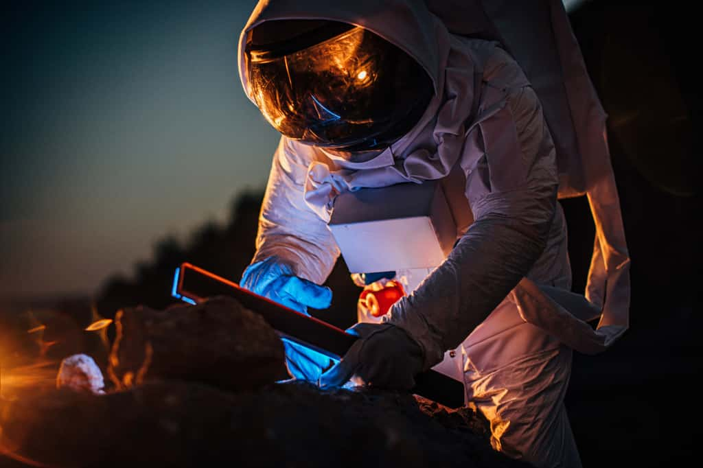  Le retour sur la Lune est devenu plus complexe qu’avant et l'alunissage représente un défi technologique de taille malgré les avancées scientifiques des dernières décennies. © South_agency, iStock