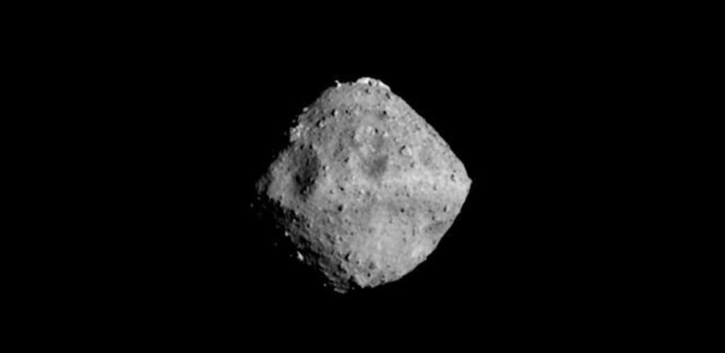 L'astéroïde Ryugu vu par la sonde Hayabusa-2. © Jaxa, University of Tokyo, Kochi University, Rikkyo University, Nagoya University, Chiba Institute of Technology, Meiji University, Aizu University, AIST