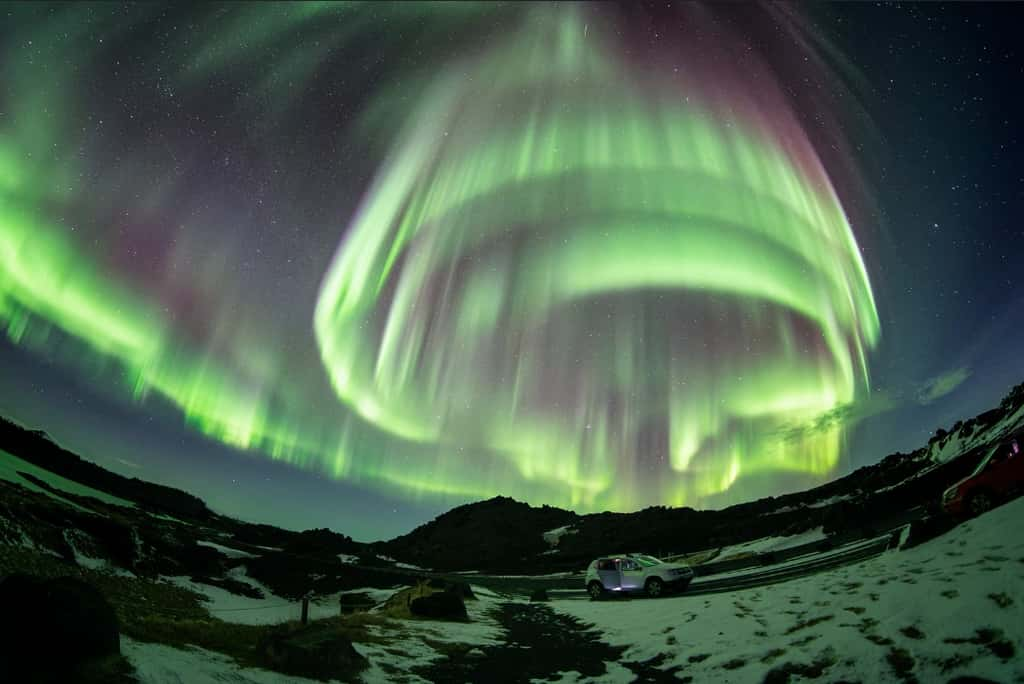 « <em>Vortex d’aurores boréales au-dessus</em> ». © Christophe Suarez