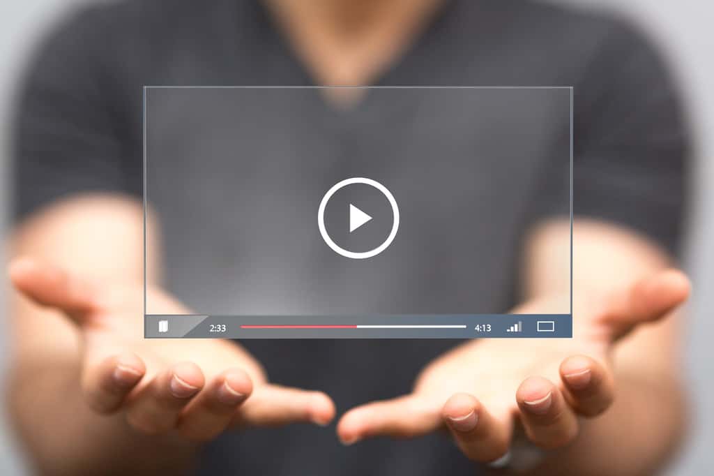   Les vidéos courtes, avec un contenu dynamique, rapide et sous-titré, sont les contenus les plus visionnés. © vegefox.com, Adobe Stock