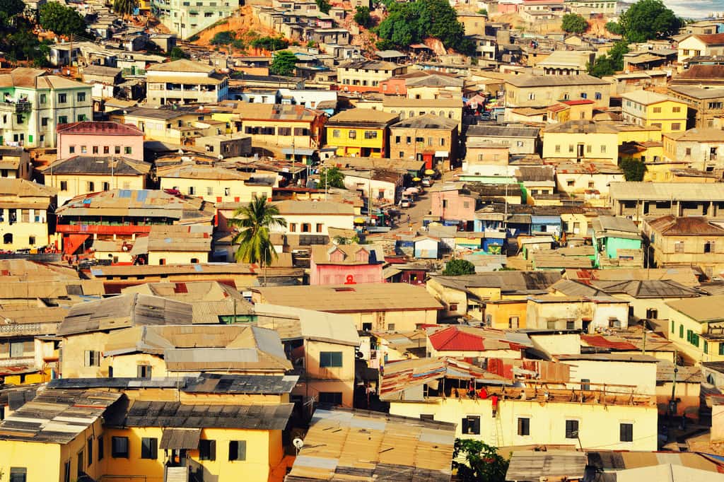 La ville de Cape Coast, au Ghana. © fotosmile777, Adobe Stock