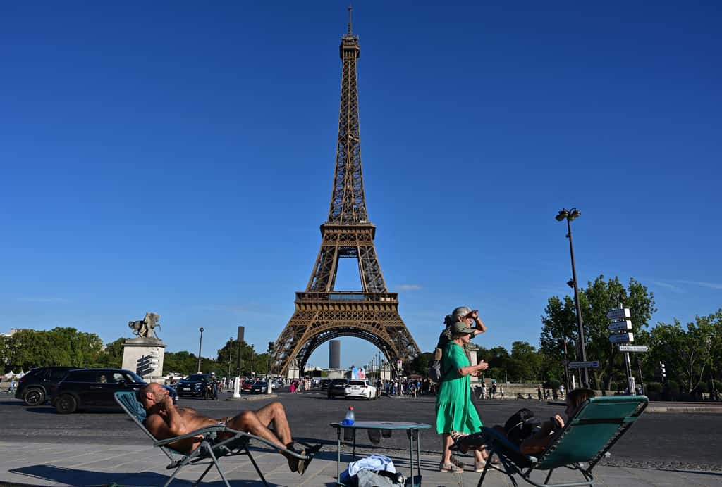   Le 25 juillet 2019, la température a grimpé jusqu'à 42,6 °C dans Paris, un record absolu. © Miguel MEDINA, AFP