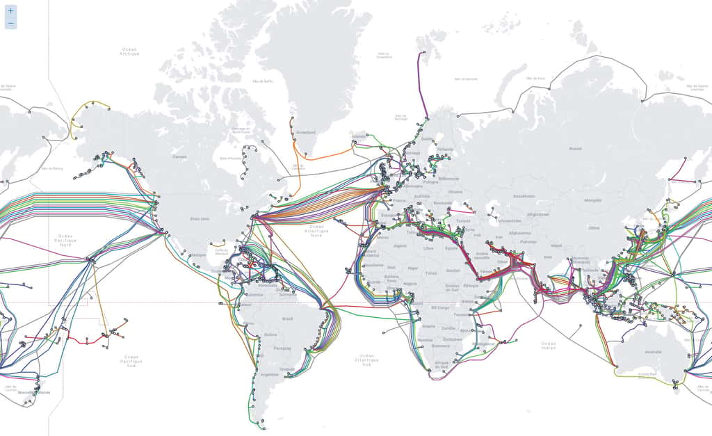 Une carte mondiale des câbles sous-marins. © Telegeography