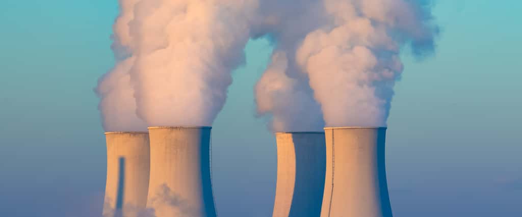 Environ la moitié des réacteurs nucléaires sont à l'arrêt en France. © Milan Noga&nbsp;Reco, Adobe Stock