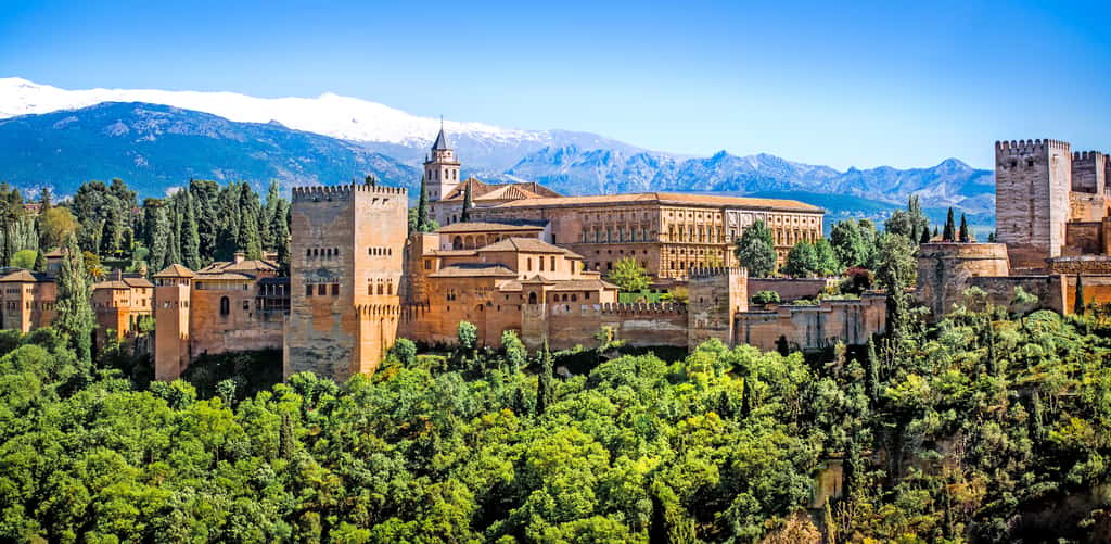 L'Alhambra de Grenade, construite alors que l'Andalousie était sous la domination des Maures. © Ievgen Skrypko, Adobe Stock
