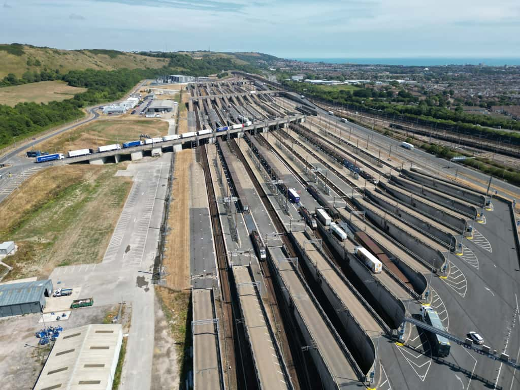 Le terminus du tunnel sous la Manche rend compte du chantier titanesque réalisé ! © steve, Adobe Stock