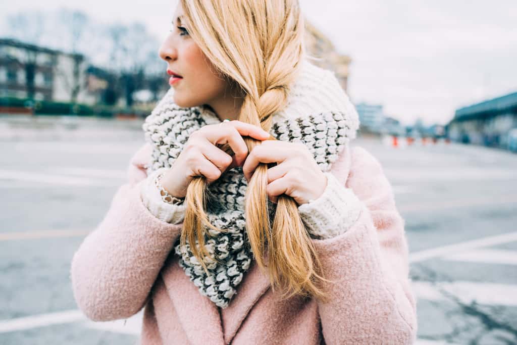 L'hiver, vos cheveux ont aussi besoin de soins. © Eugenio Marongiu, Adobe Stock
