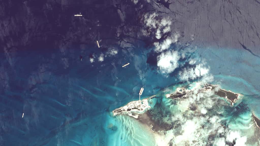 À Coco Cay, l'île privée de Royal Caribbean, où de nombreux bateaux stationnent en attendant la reprise des croisières. © 2020 Planet Labs, Inc