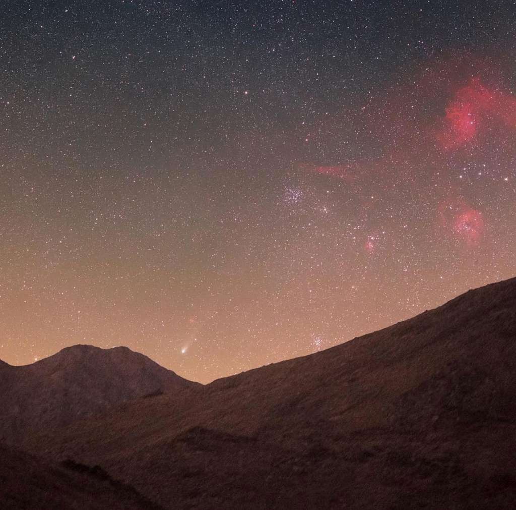La comète 21P photographiée dans le désert, en Iran. © avec l'aimable autorisation d'<a target="_blank" href="http://amir.torgheh.ir/">Amir H. Abolfath</a>