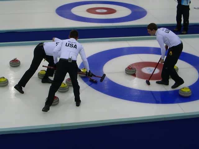 Une épreuve mixte de curling sera pour la première fois disputée aux Jeux olympiques de Pyeongchang. © Skeeze, Pixabay