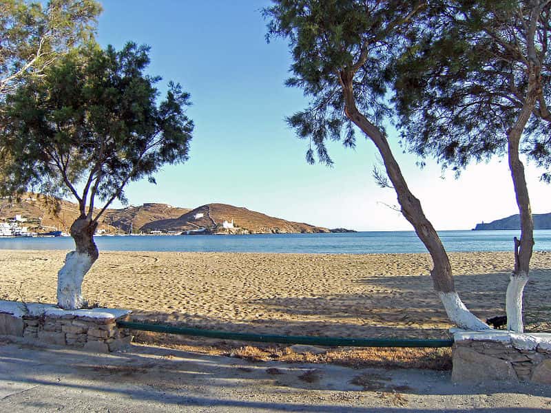 Les plages des Cyclades font partie des plus beaux endroits de Grèce. © Theo77, <em>Wikimedia Commons</em>, CC by-sa 3.0