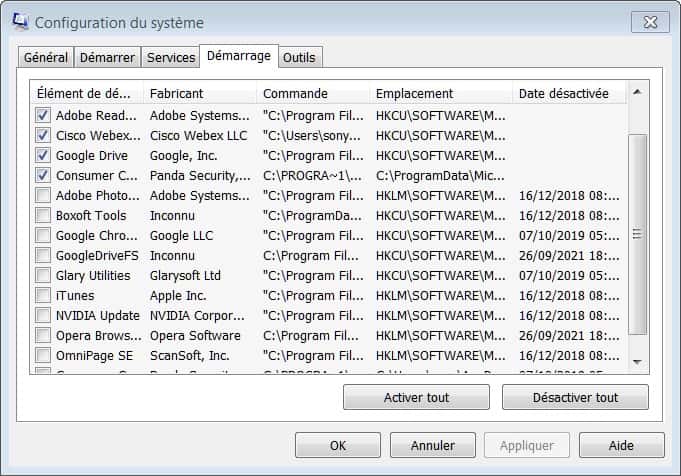 L'application « msconfig » nous indique quels sont les logiciels chargés au démarrage de Windows et permet de désactiver certains d'entre eux. © Microsoft