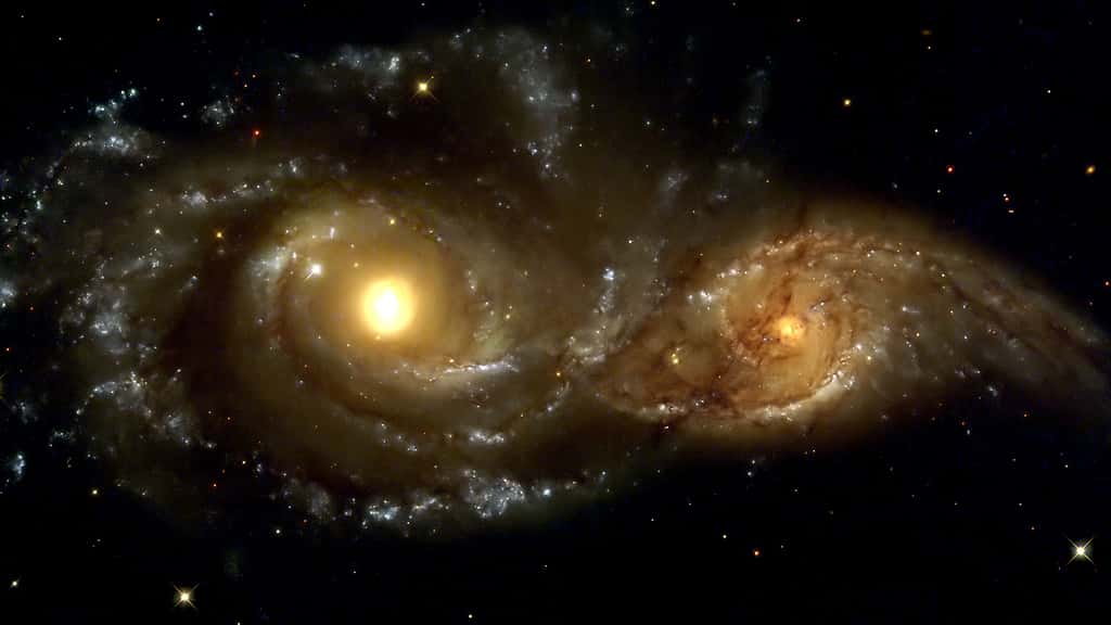 La collision des galaxies spirales NGC 2207 et IC 2163