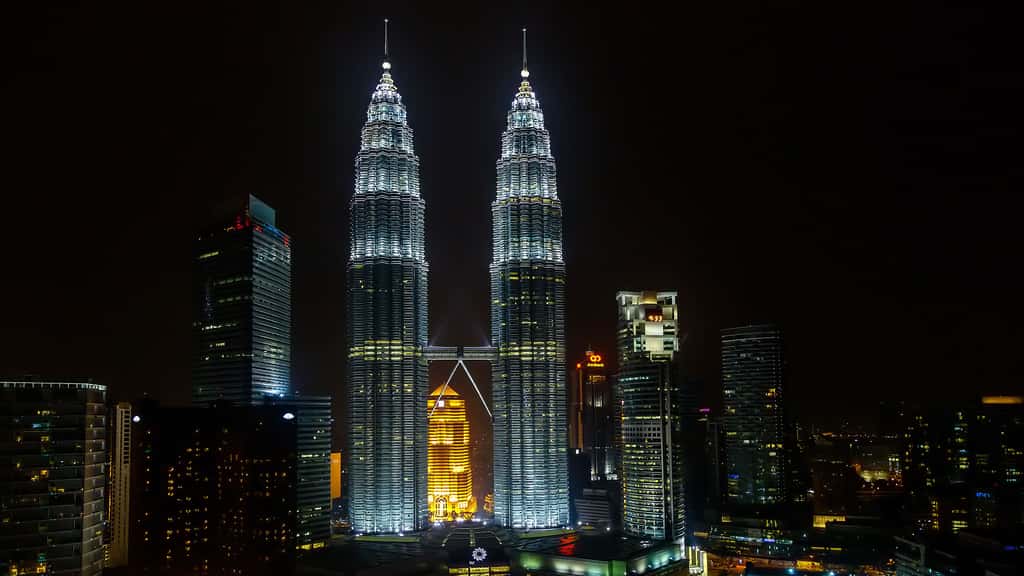 Les tours Petronas de Kuala Lumpur, les jumelles les plus hautes du monde