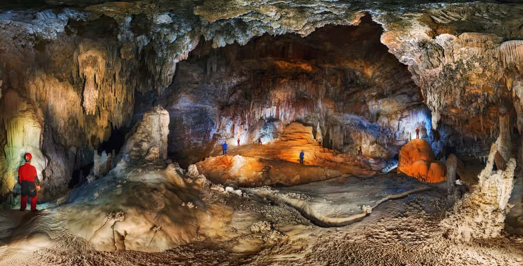 Dans la grotte São Bernardo, les joyaux du parc national de Terra Ronca