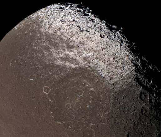 Iapetus par Cassini