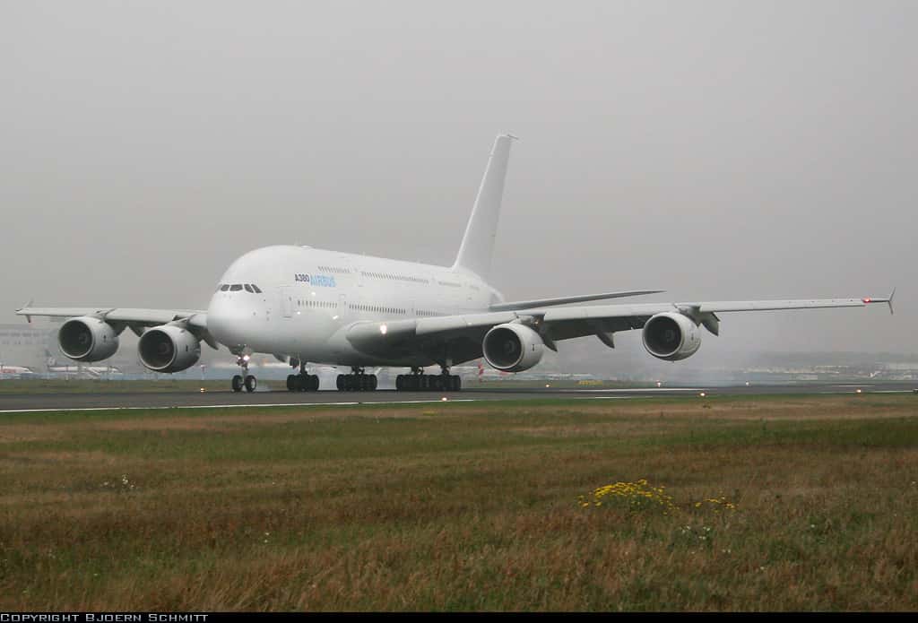 L'A380 se pose à Francfort