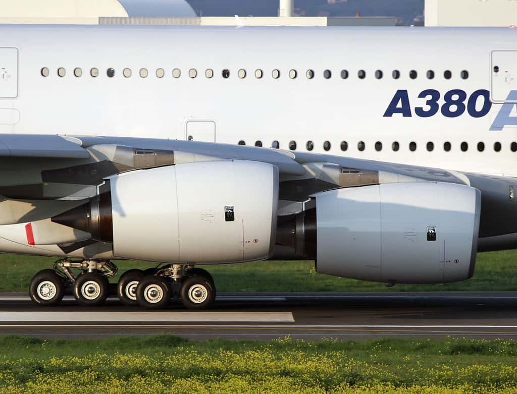Airbus A380 : Rolls Royce Trent 900