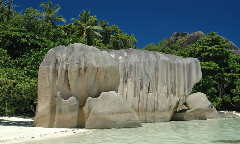 Étranges roches de l’anse Source d’argent, sur l'île de La Digue