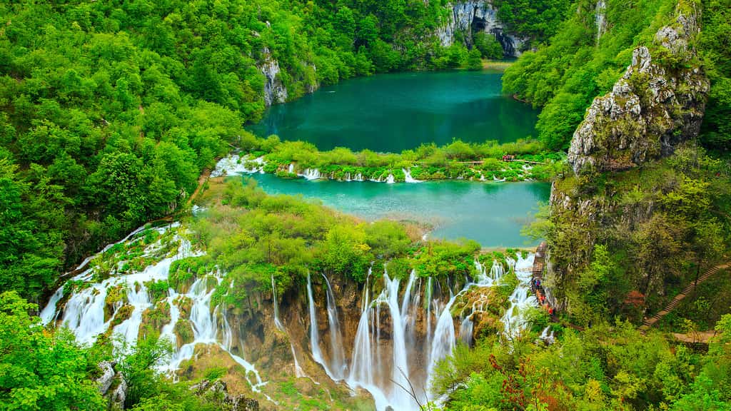 Les cascades du Parc national des lacs de Plitvice en Croatie