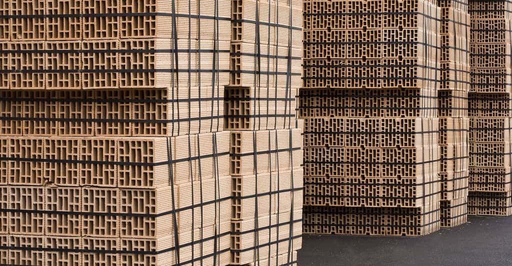 Les briques de carton peuvent être de bons isolants. © Anistidesign, Shutterstock