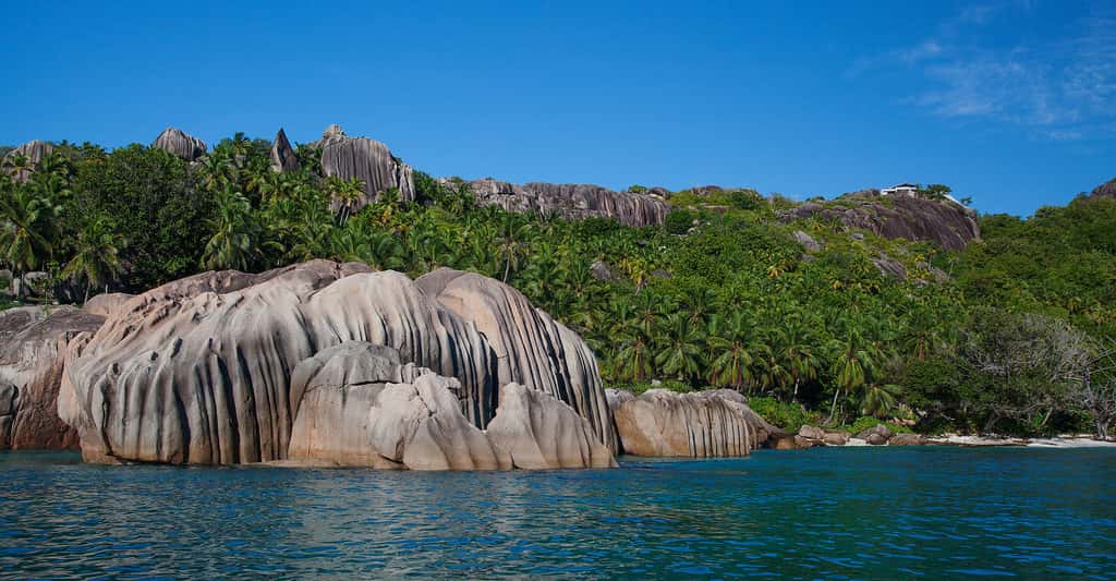 Praslin, l'une des îles des Seychelles. © Jmhullot, CC By 3.0