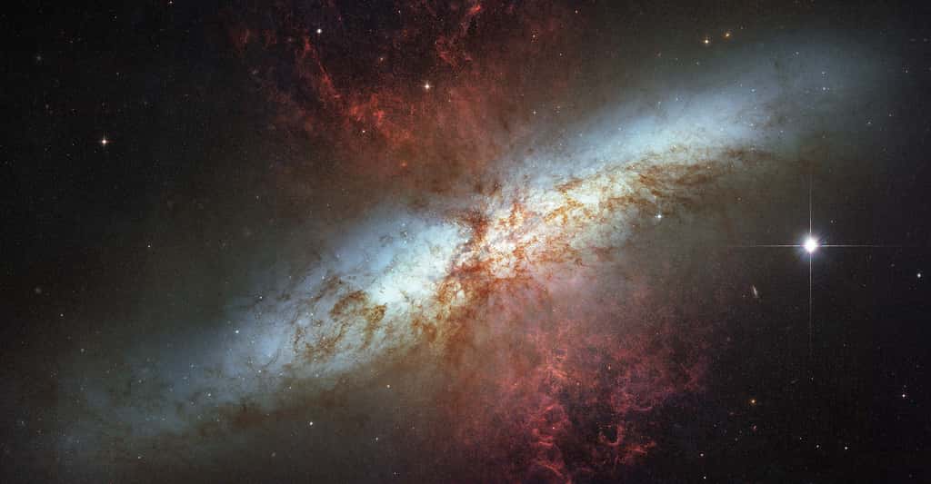 M82, l'archétype des galaxies Starburst. © NASA, ESA, and The Hubble Heritage Team (STScI/AURA), <em>Wikimedia commons,</em> DP 