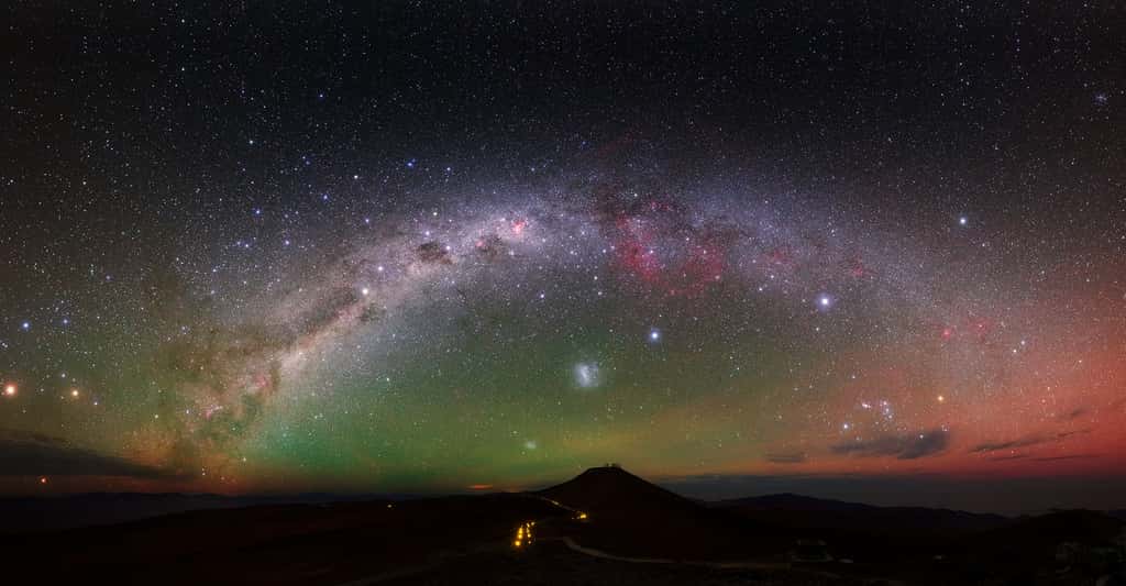 Nous pouvons voir une partie de la Voie lactée, notre galaxie, dans le ciel nocturne. © Y. Beletsky (LCO)/ESO, CC by 4.0