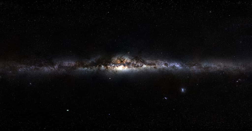 La voie lactée vue depuis la terre. Le panorama final correspond à 120 heures d'observations, étalées sur plusieurs semaines.© ESO/S. Brunier,  CC BY 4.0