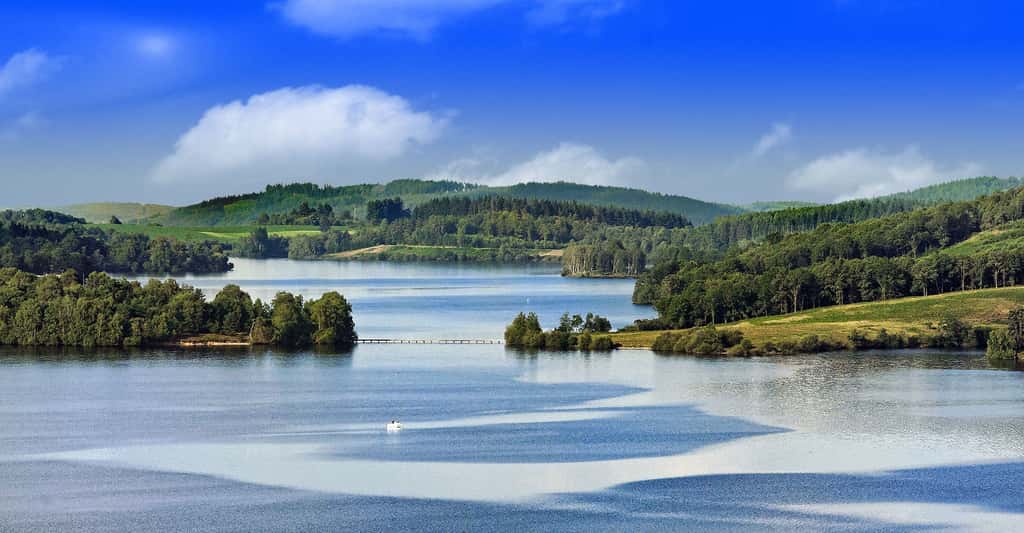 Lieux d'intérêt : le lac de Vassivière et les Trois Lacs
