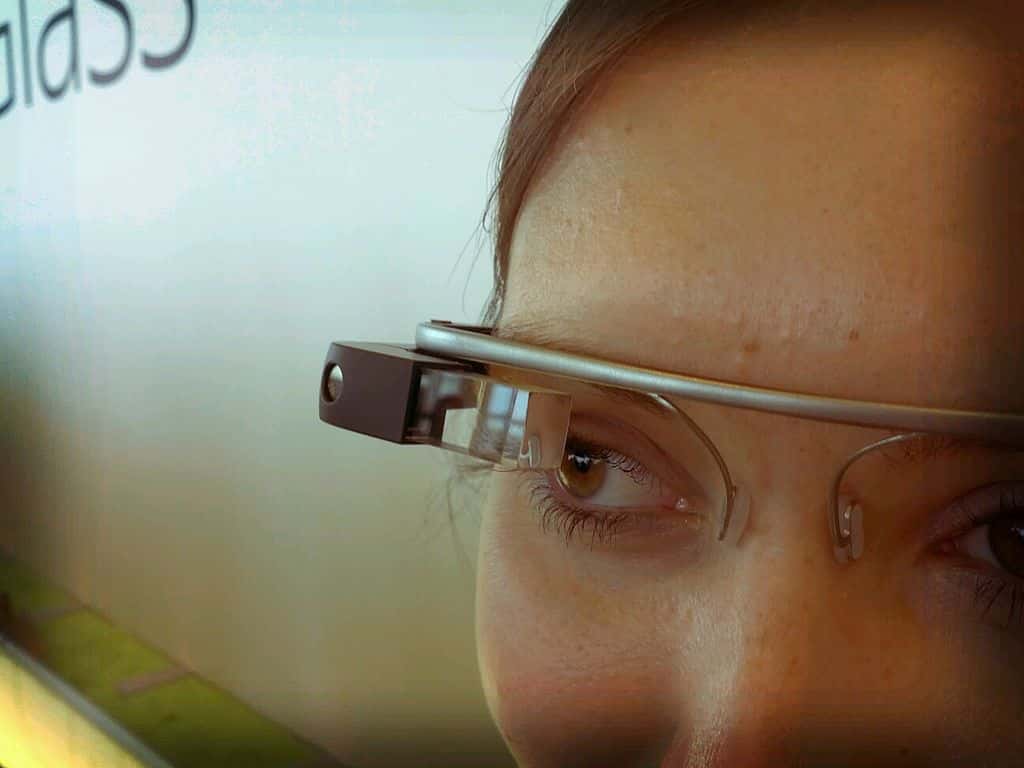 Les <em>Google Glass</em>. © Antonio Zugaldia, CC by-nc 3.0