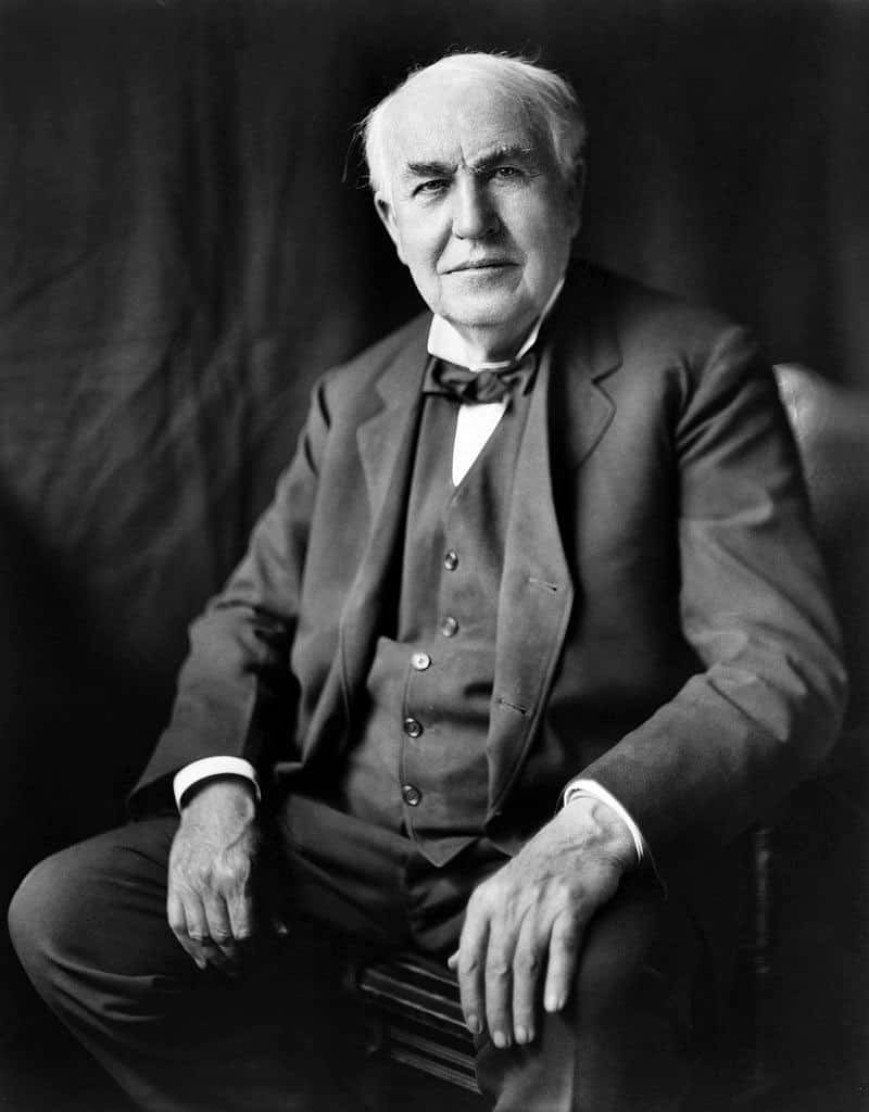Thomas Edison, un inventeur américain. © Louis Bachrach Studios, restauré par Michel Vuijlsteke, Domaine public