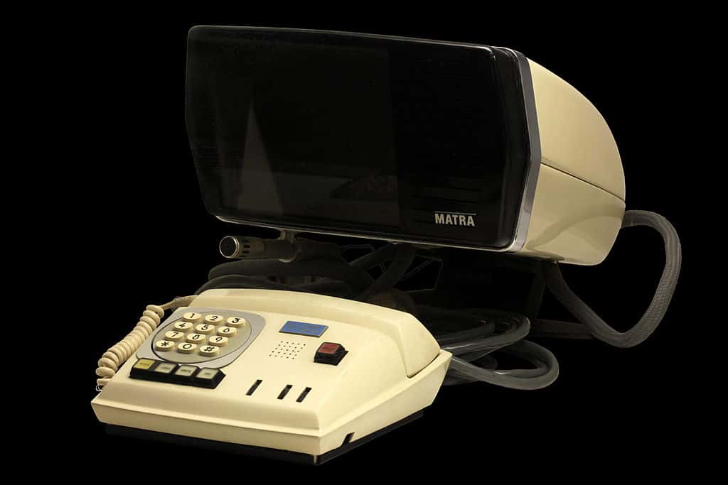 Le Visiophone de Matra, de 1970, est l'un des premiers appareils permettant la visiophonie. © Rama, CC by-sa 2.0