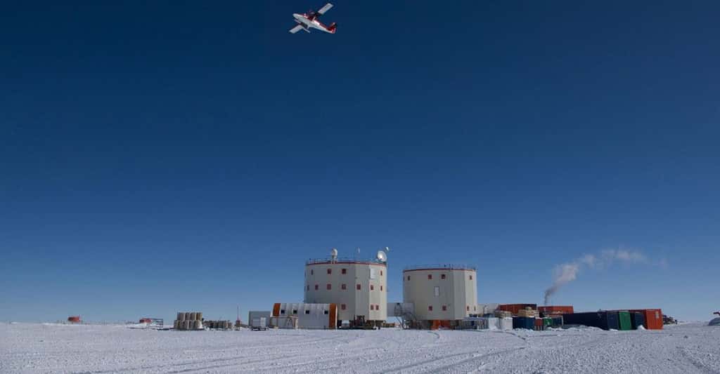 La base antarctique Concordia n'est accessible qu'en avion. La liaison est interrompue pendant l'hivernage lorsque les températures descendent à -80 °C. © Esa, Ipev, PNRA
