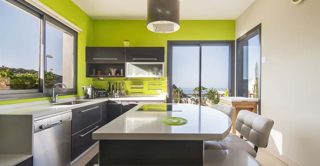 Rénover son appartement signifie parfois faire des changements dans sa cuisine. © Iuliia Bondarenko, Shutterstock