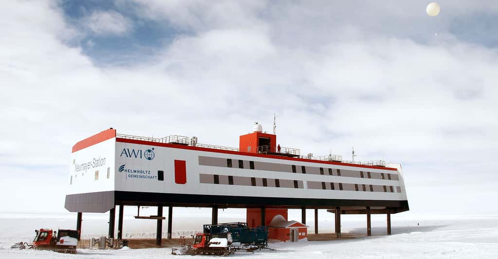 Station météorologique Neumayer, en Antarctique. © Worldmetorg, CC by-nc 2.0