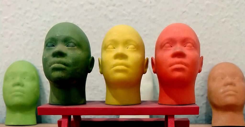 Est-il possible de passer du virtuel au réel ? Ici, masques réalisés avec une imprimante 3D. © S zillayali, <em>Wikimedia Commons</em>, CC by-sa 3.0
