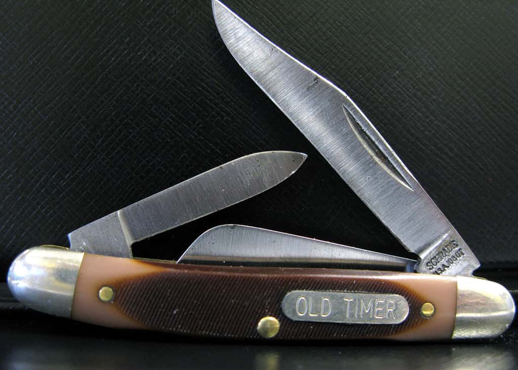 Couteau de collections. © Frankieleon, Wikimedia commons, CC 2.0